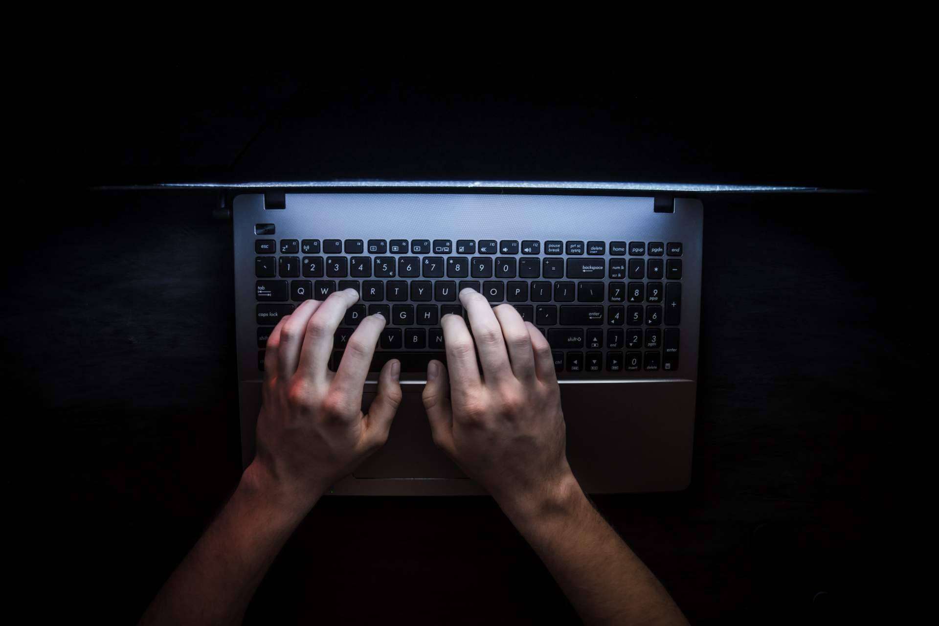 ¿Dónde se puede aprender a hackear?: Hackrocks