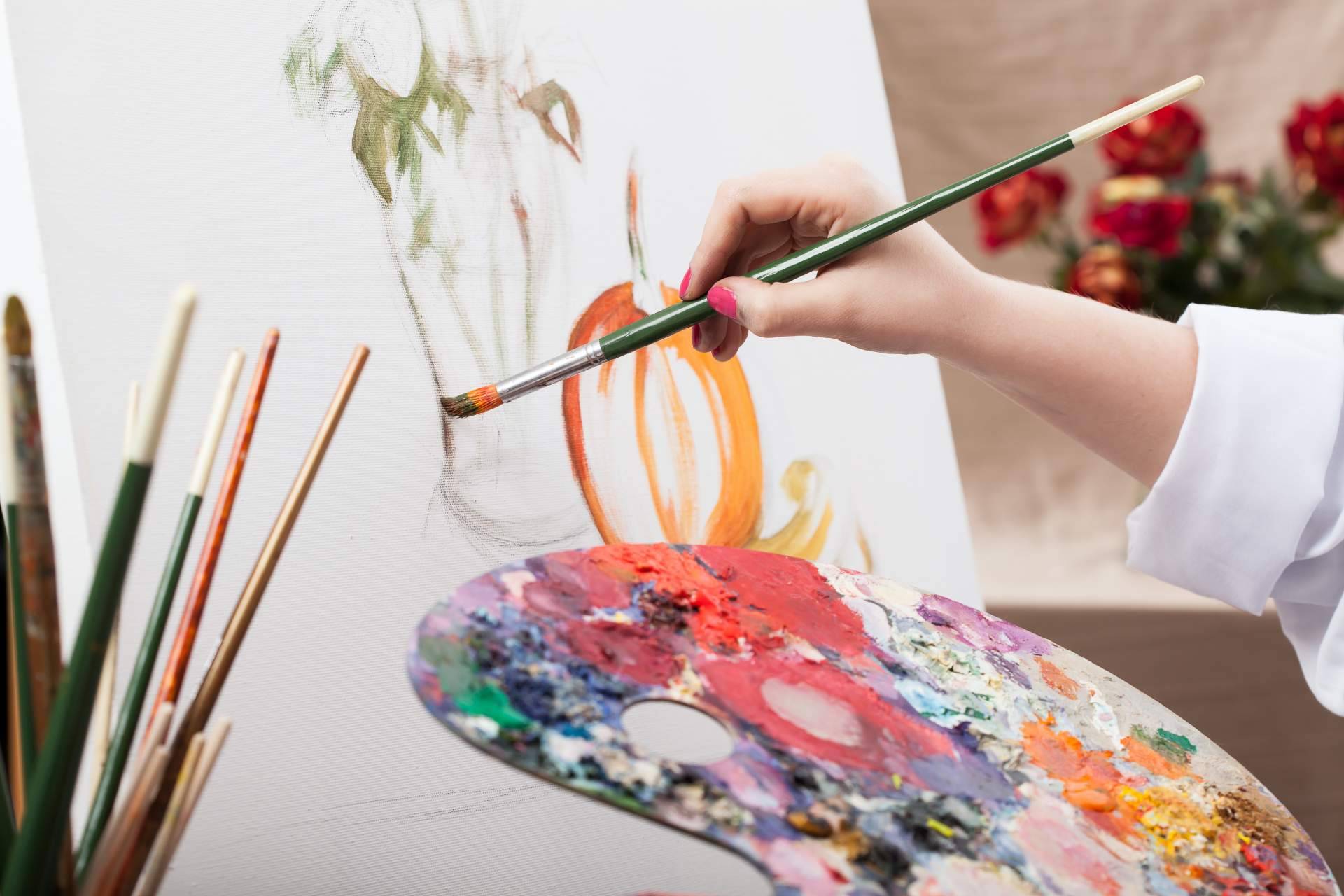 La nueva alternativa para los profesionales que quieren dedicarse al arte de El taller de la Salamandra