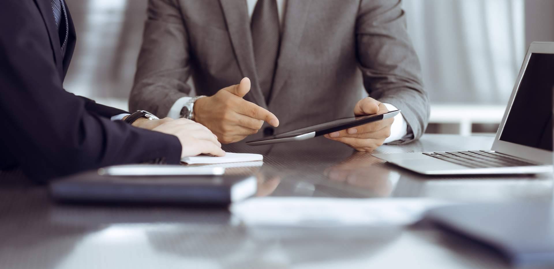 Ancla Abogados asesora en cómo conseguir una reducción de jornada laboral por motivos familiares