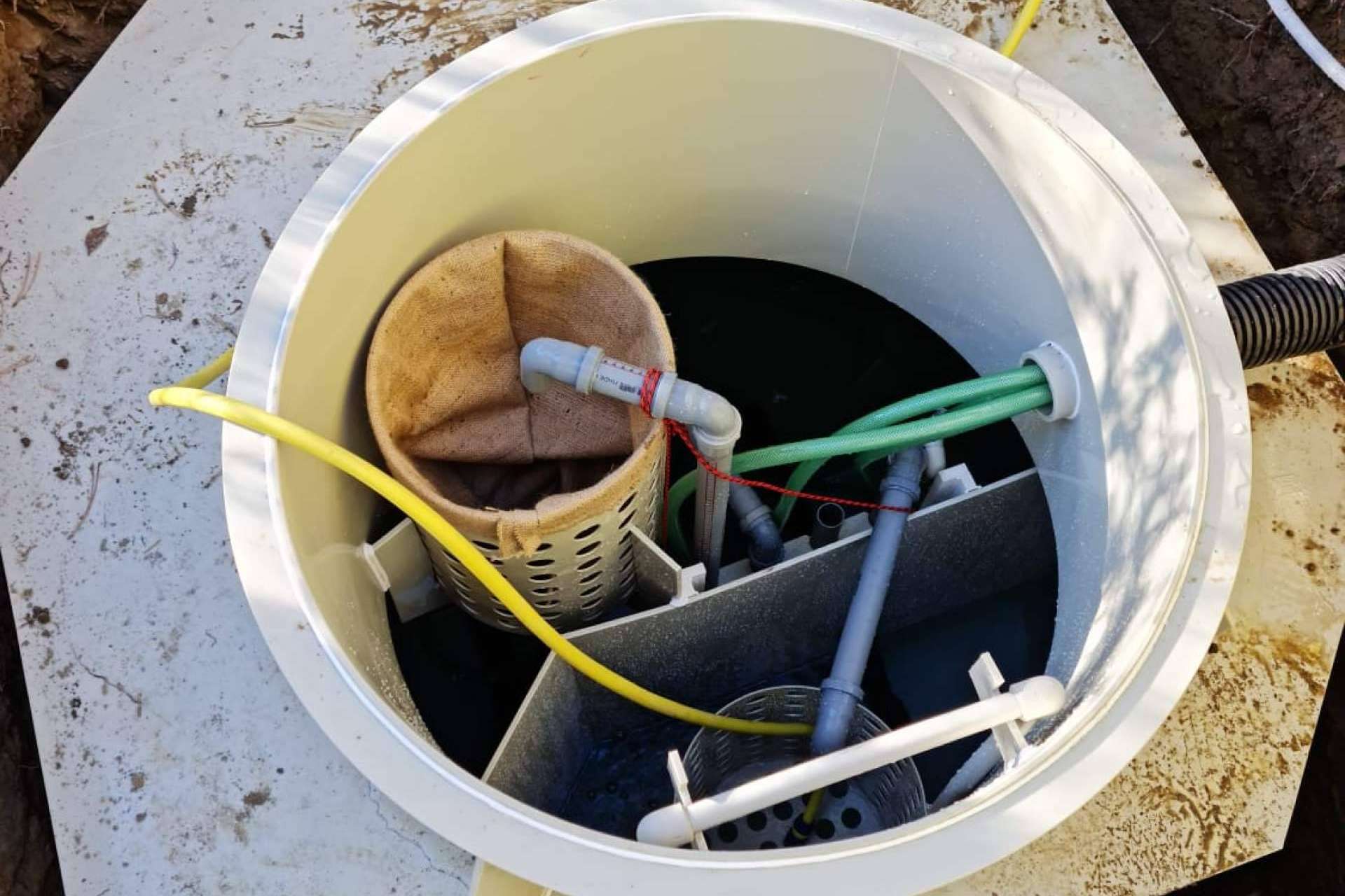 Depuradora de agua residual y fosa séptica, ¿cuál elegir y por qué?