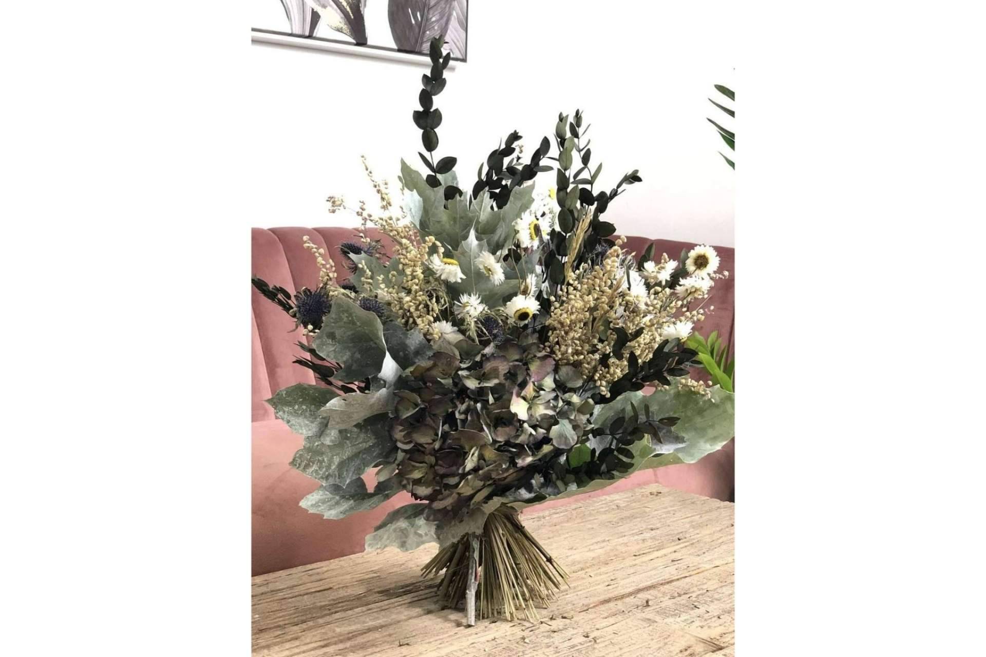 Ramos de flores secas, una manera bonita de decorar un hogar