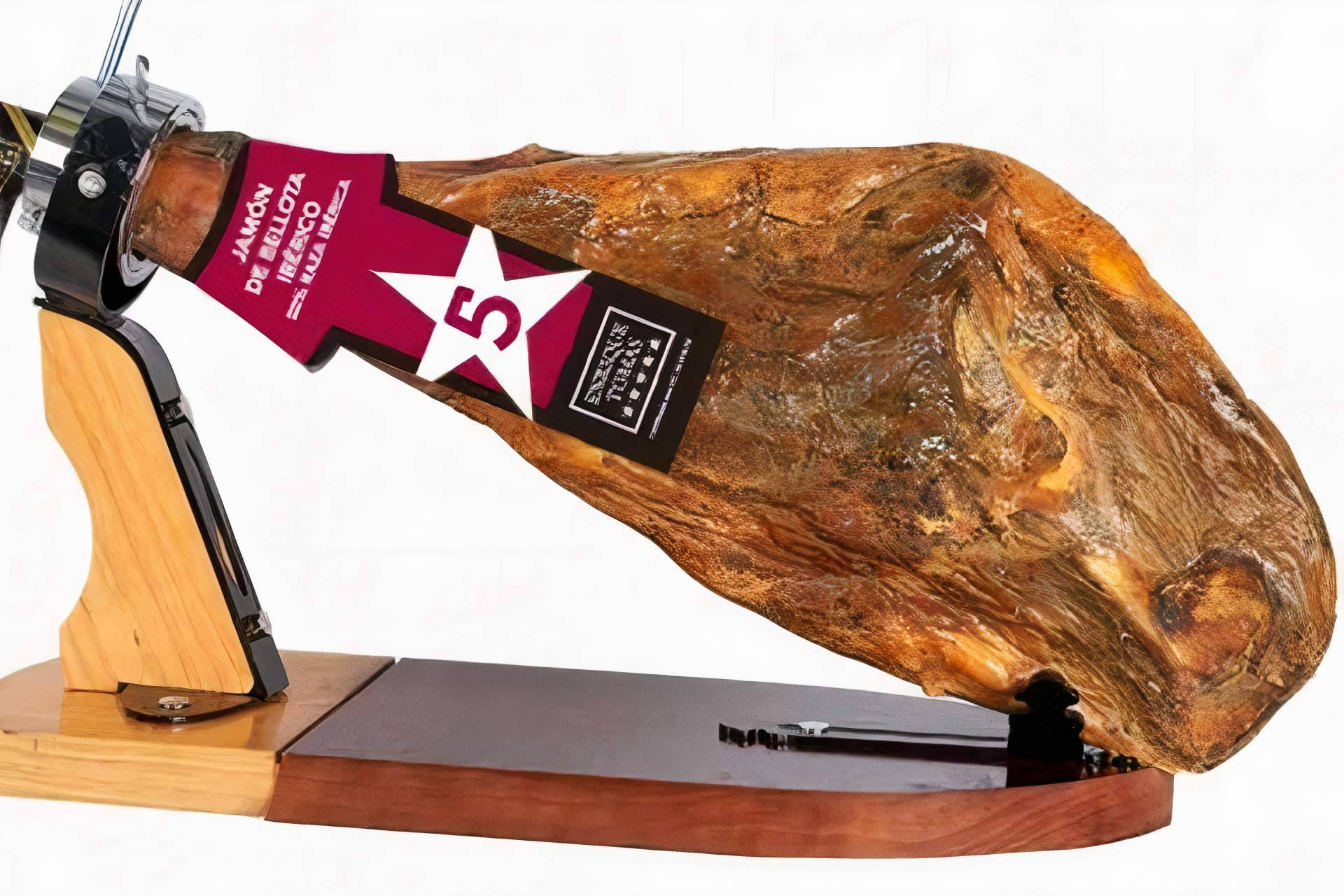 Enrique Tomás asegura que el jamón ibérico, además de exquisito, también es sano para el organismo