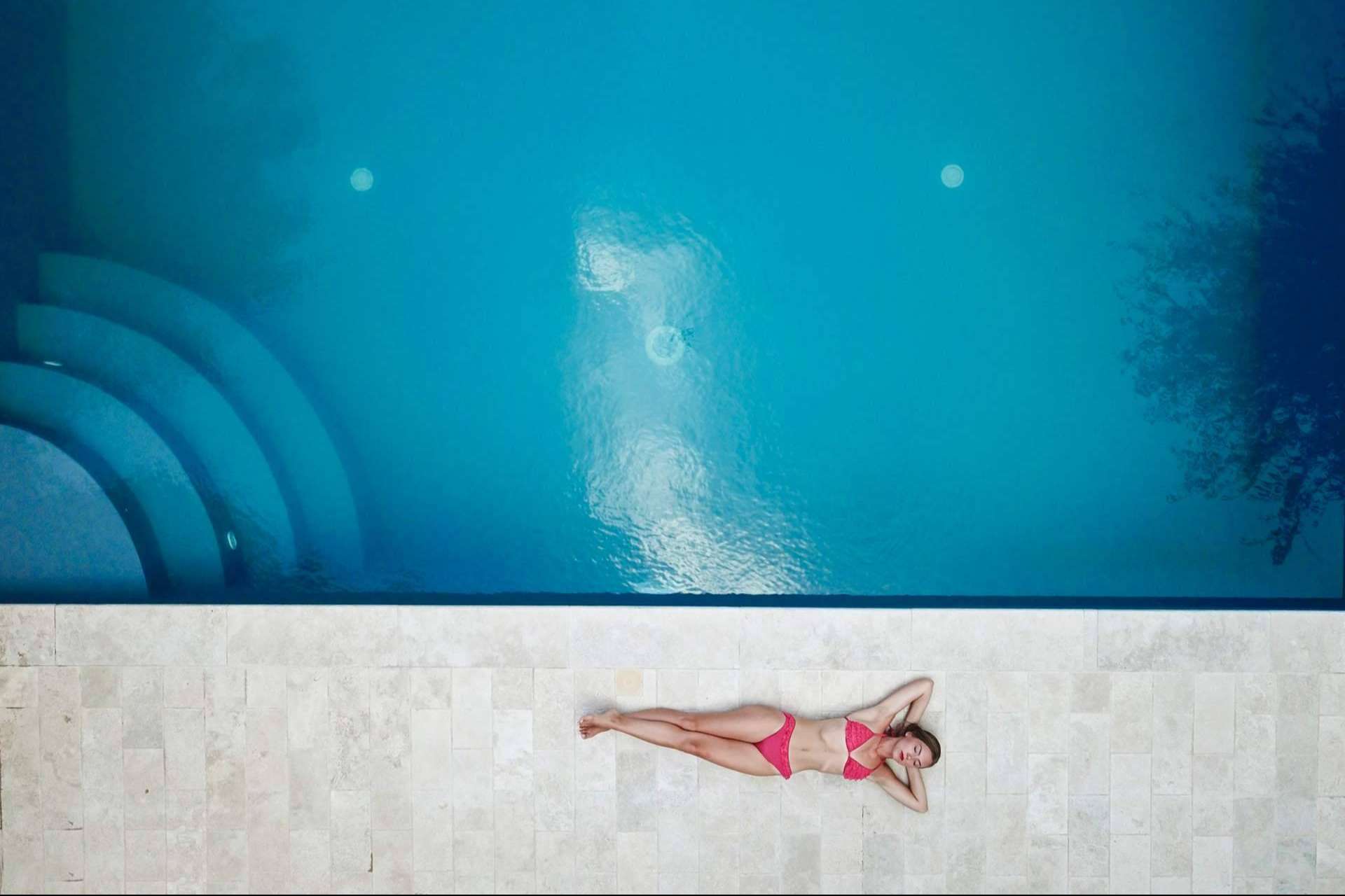 La nueva elegante y silenciosa bomba de calor Silenp Full Inverter para piscina, de Warmpool