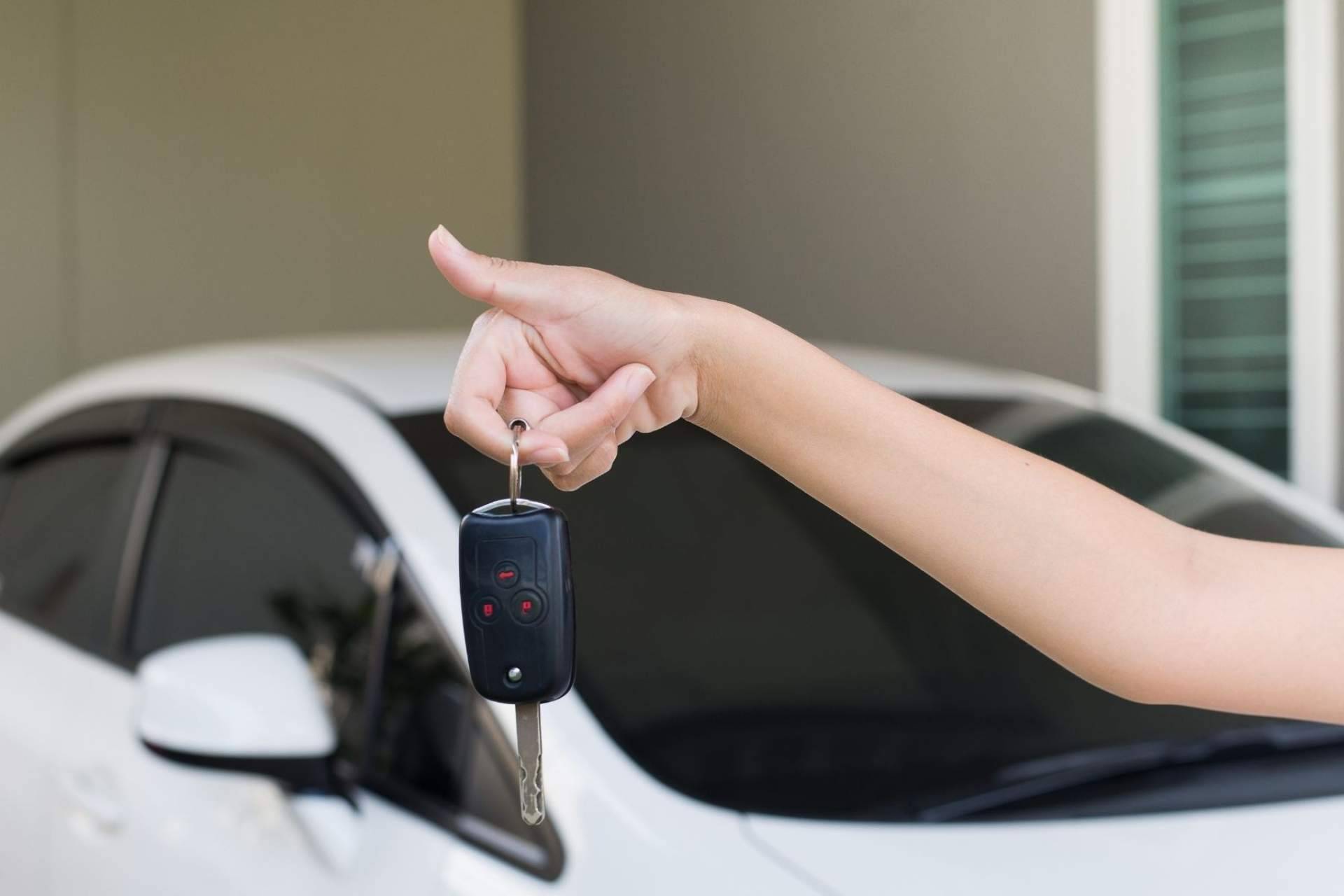 ¿Cuáles son las ventajas del renting de coches? Con Renting Car Fácil