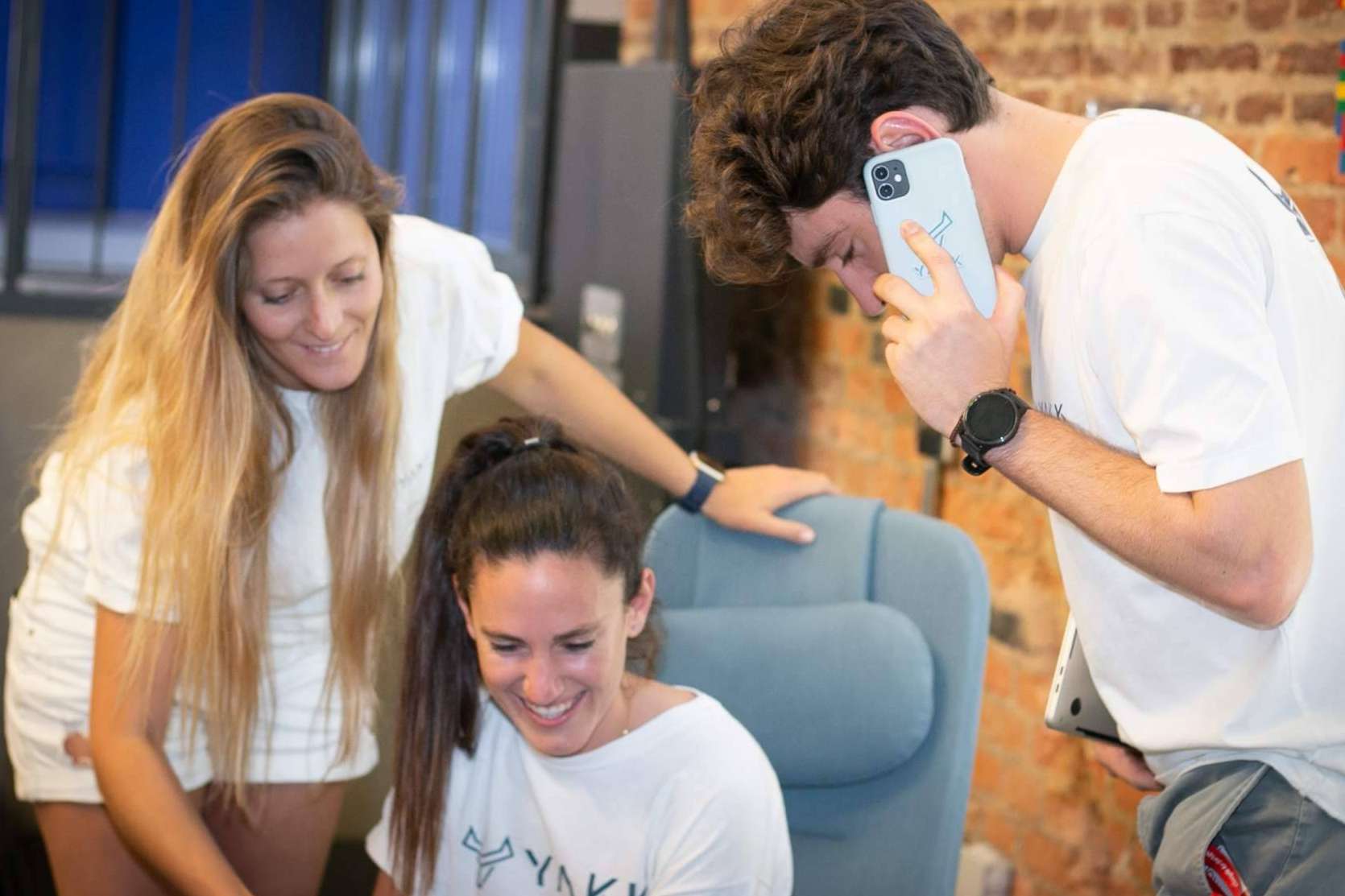 La startup Yakk está solucionando el problema que tienen las empresas con los dispositivos en desuso