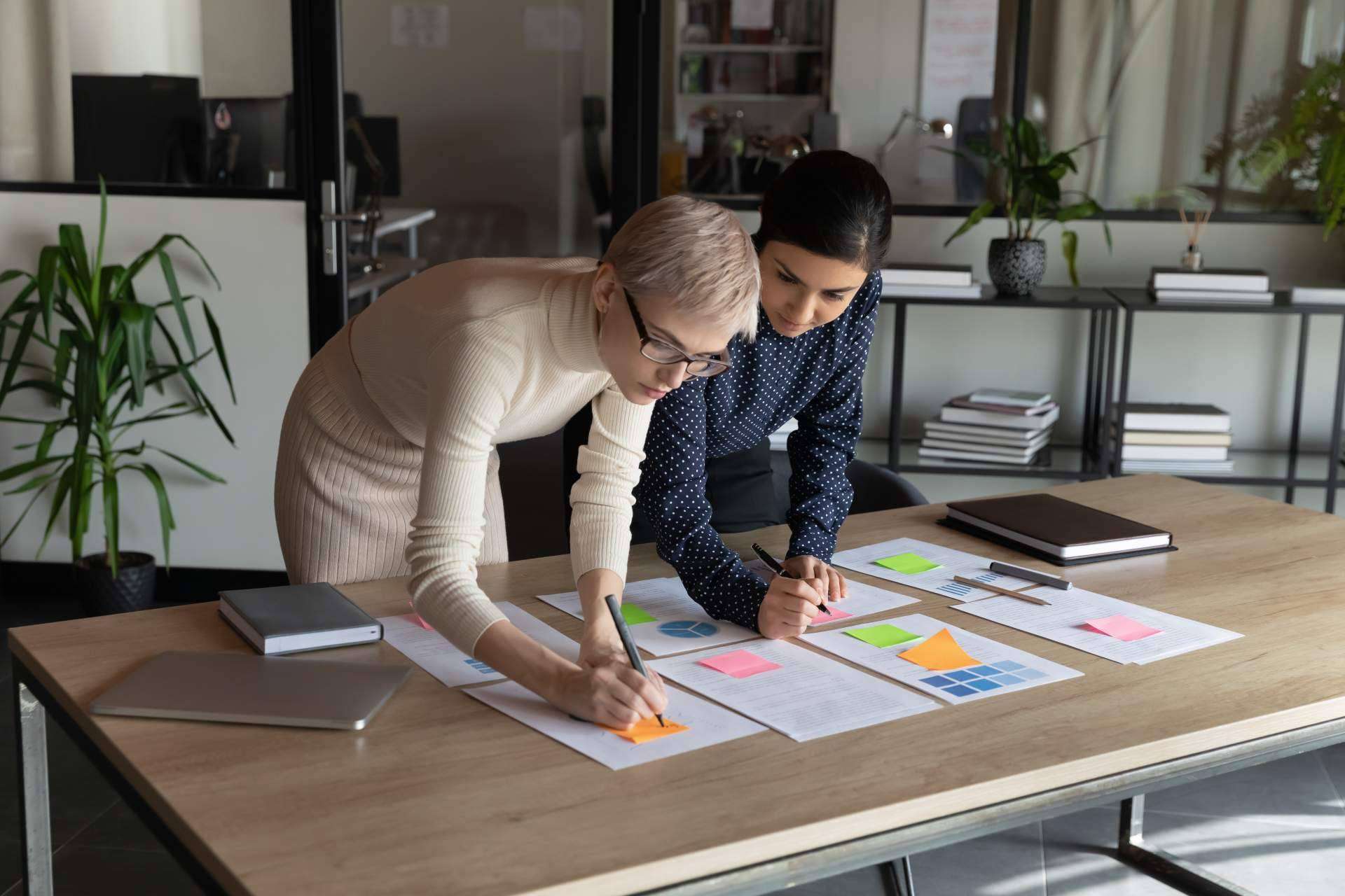 Los beneficios de las estrategias de marketing para empresas, según Marketinianas