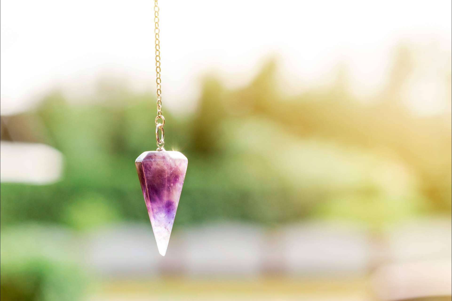 Los collares en forma de rodado de Tierra de Gemas