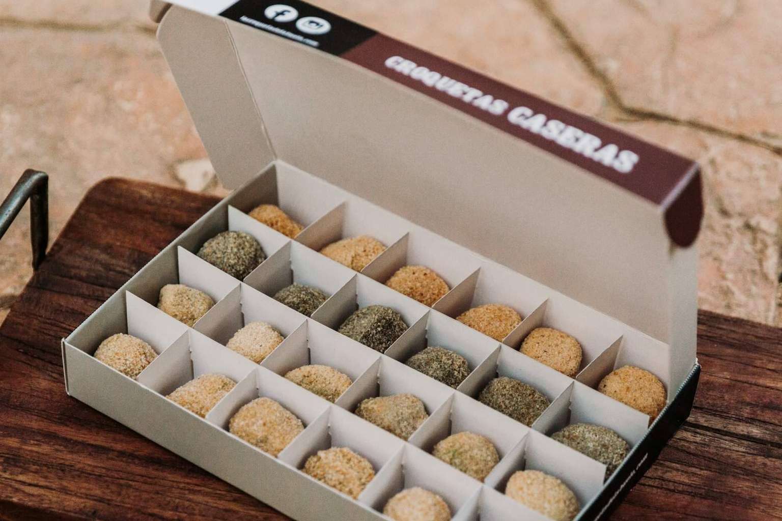 Croquetas gourmet a domicilio listas para freír, con La Croqueta del Abuelo