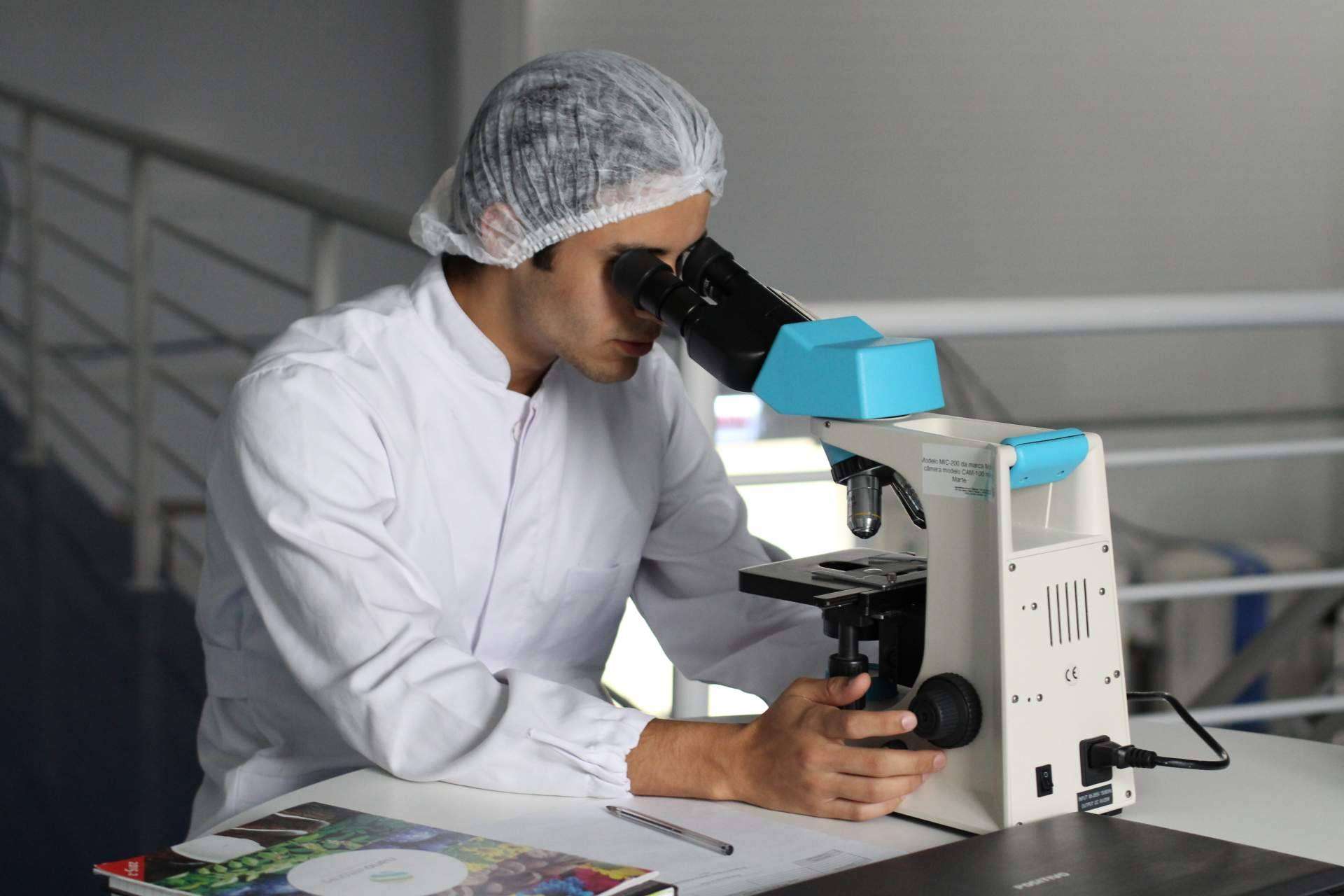 ¿Por qué es importante cuidar la salud sexual masculina?, con Uromedics