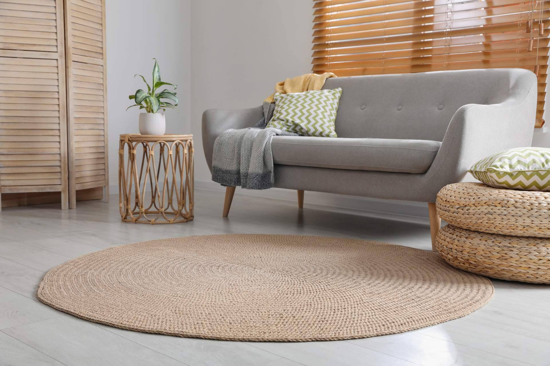 Los beneficios de decorar una casa con alfombras