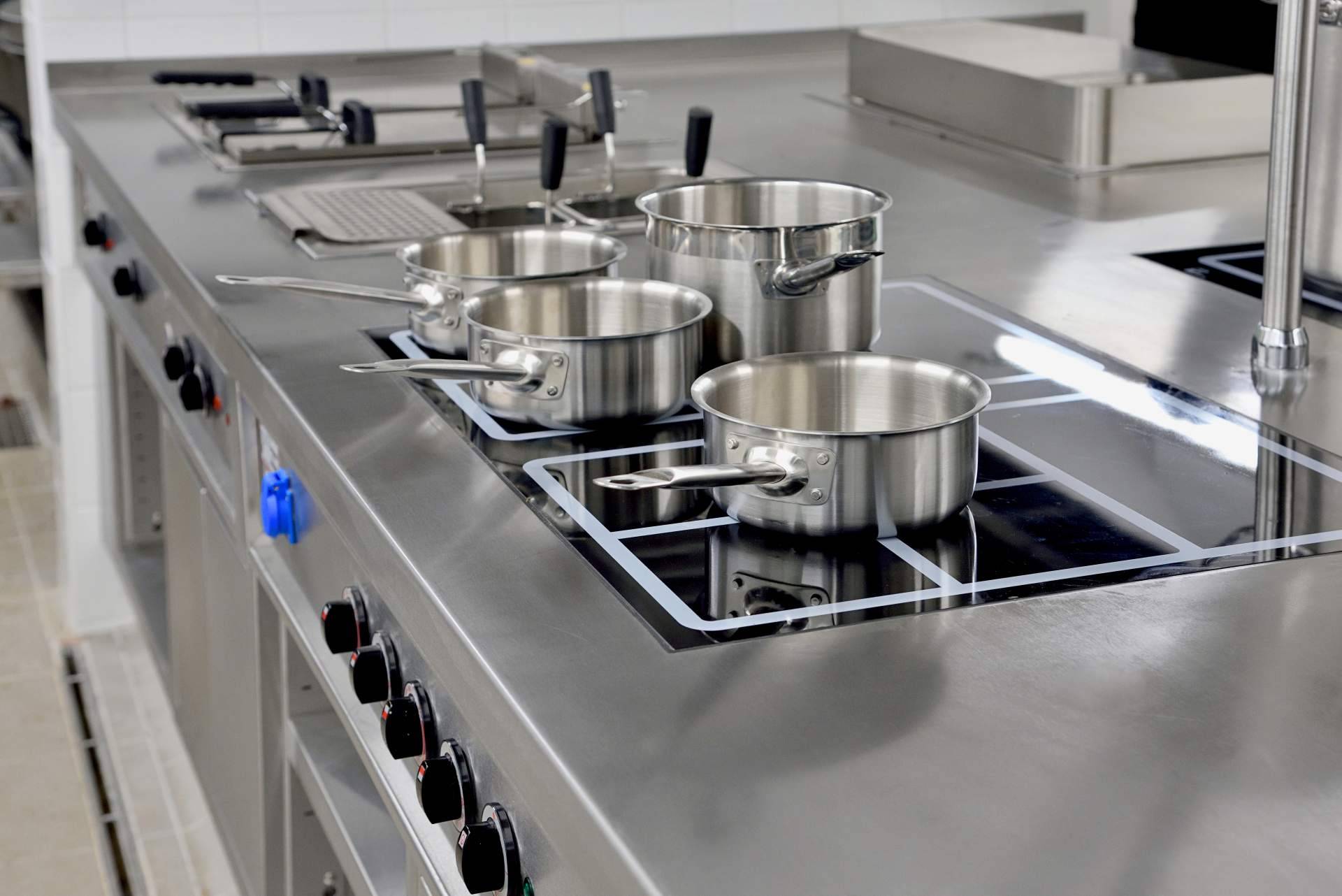 Auxihostelería y su amplia gama de cocinas industriales