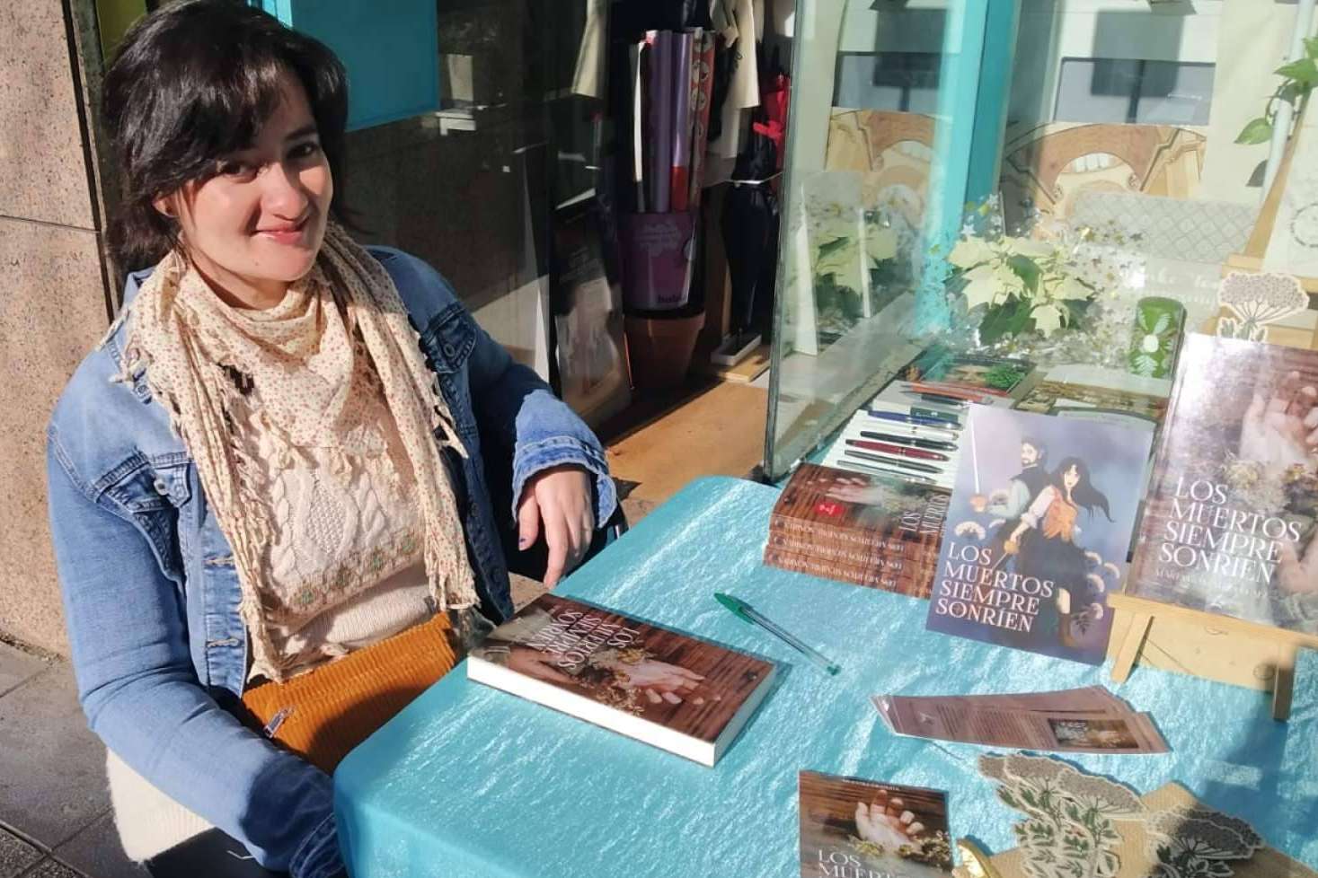 'Los muertos siempre sonríen', la última obra de la escritora Marta González Peláez