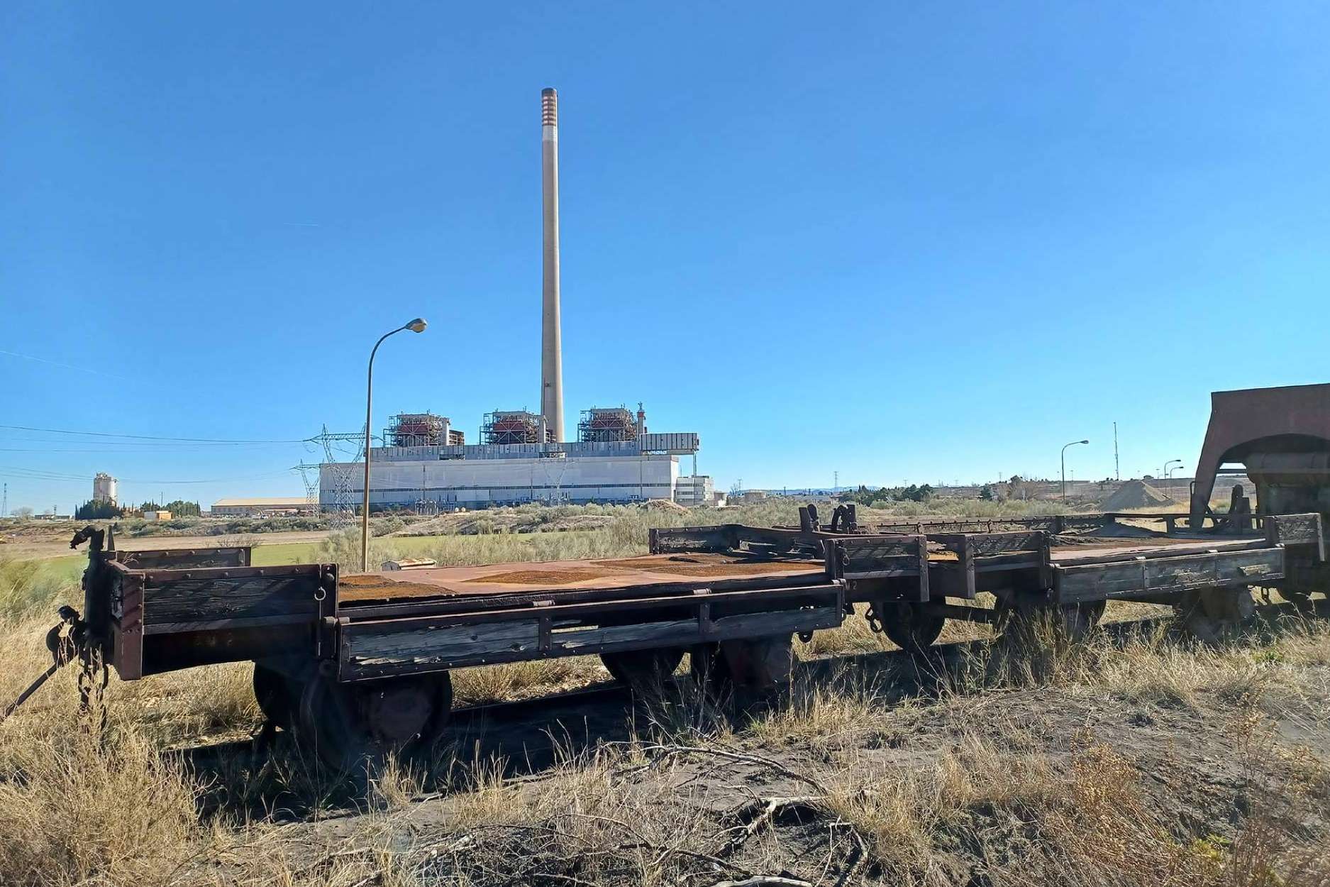 Dos históricos vagones de ENDESA preservados por la Fundación del Patrimonio Ferroviario