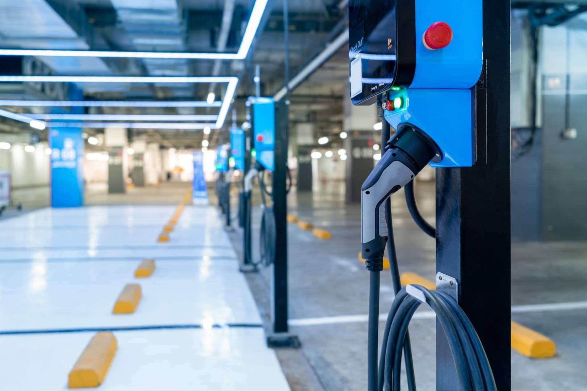 Servicio de puntos de recarga compartidos, con Energybox