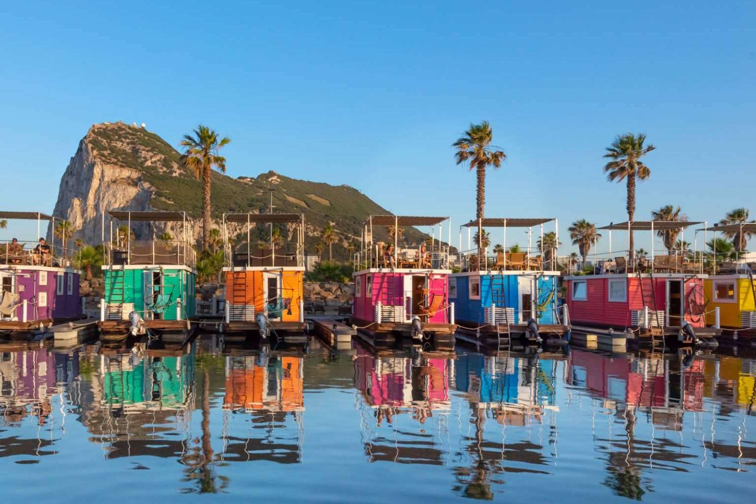 Disfrutar de unas vacaciones excepcionales en La Línea de la Concepción alojándose en Boat Haus