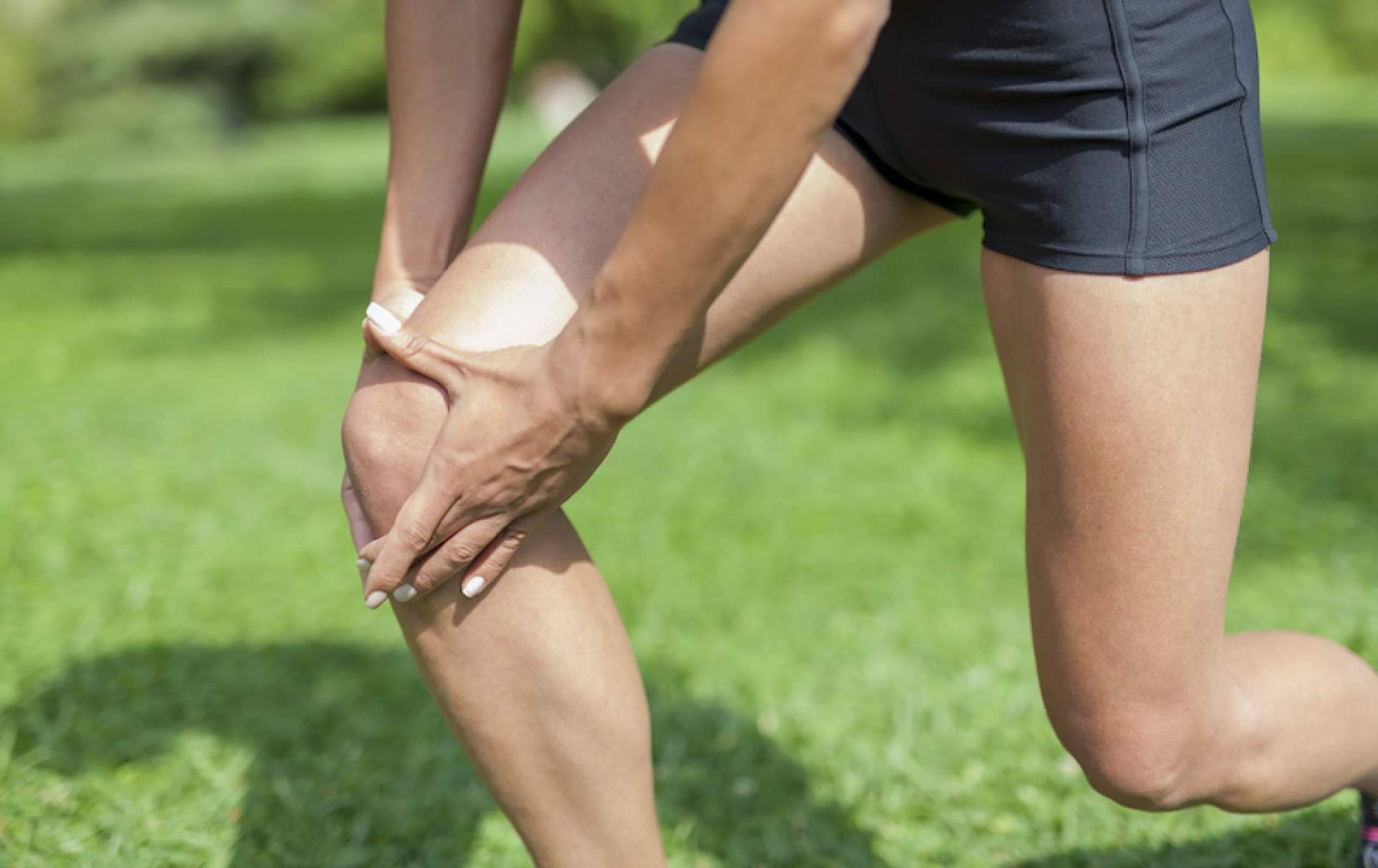 Parar de hacer deporte no es la solución, la sutura meniscal sí, con el especialista en traumatología Dr. Miguel Romero