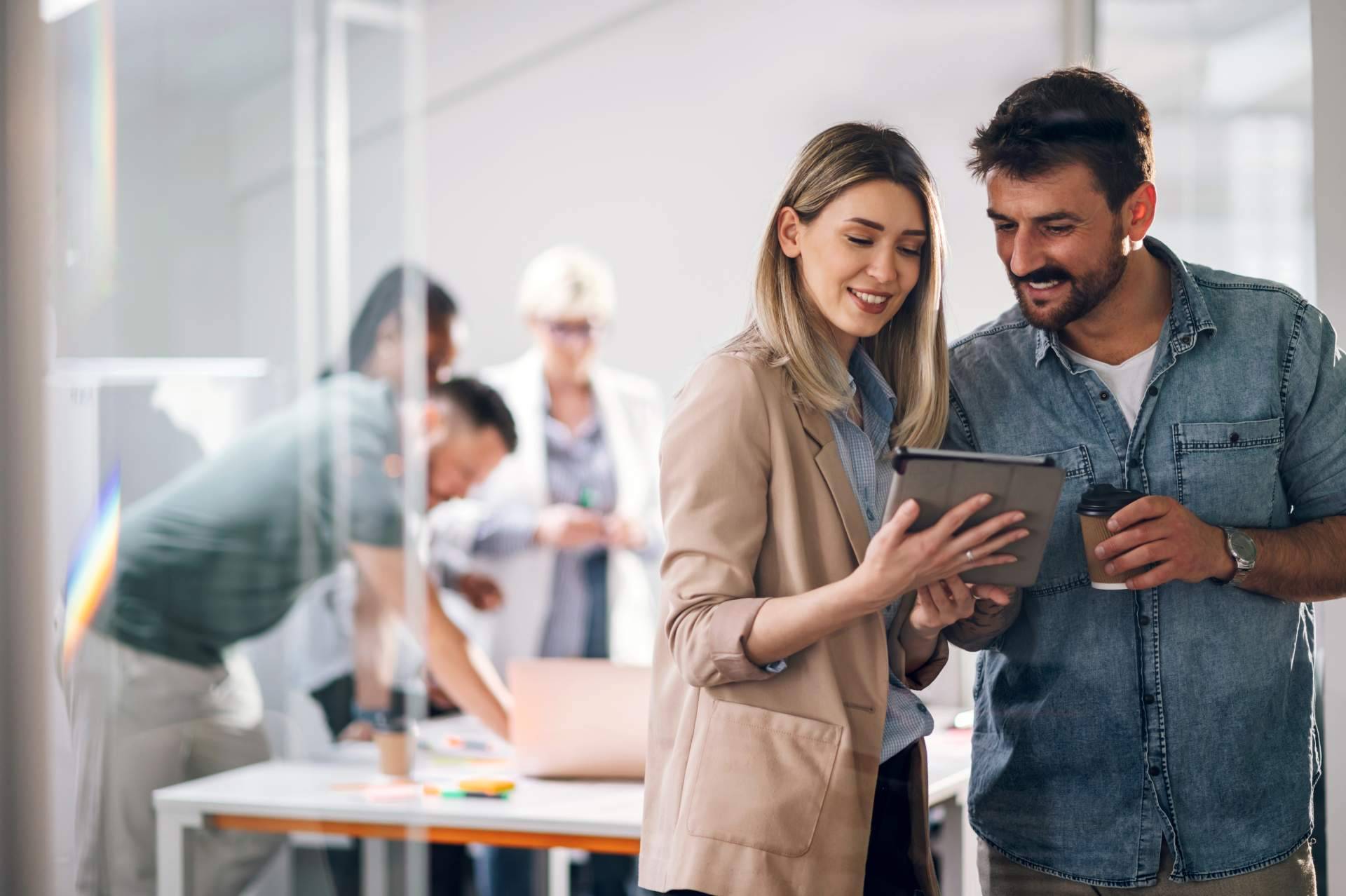 ¿Cuáles son las principales estrategias de servicio para el cliente?