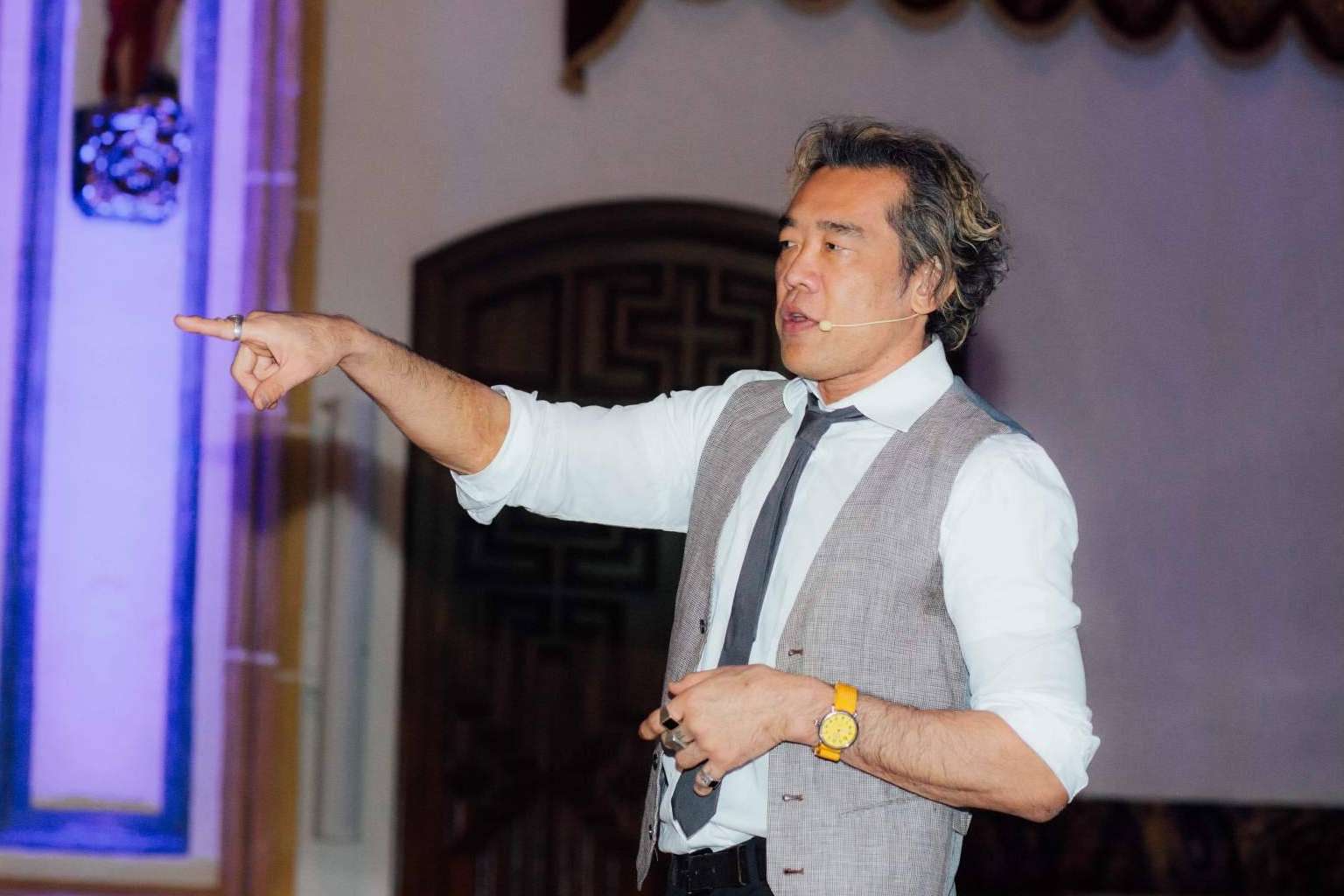 Los grandes referentes mundiales en odontología estética forman con PgO UCAM