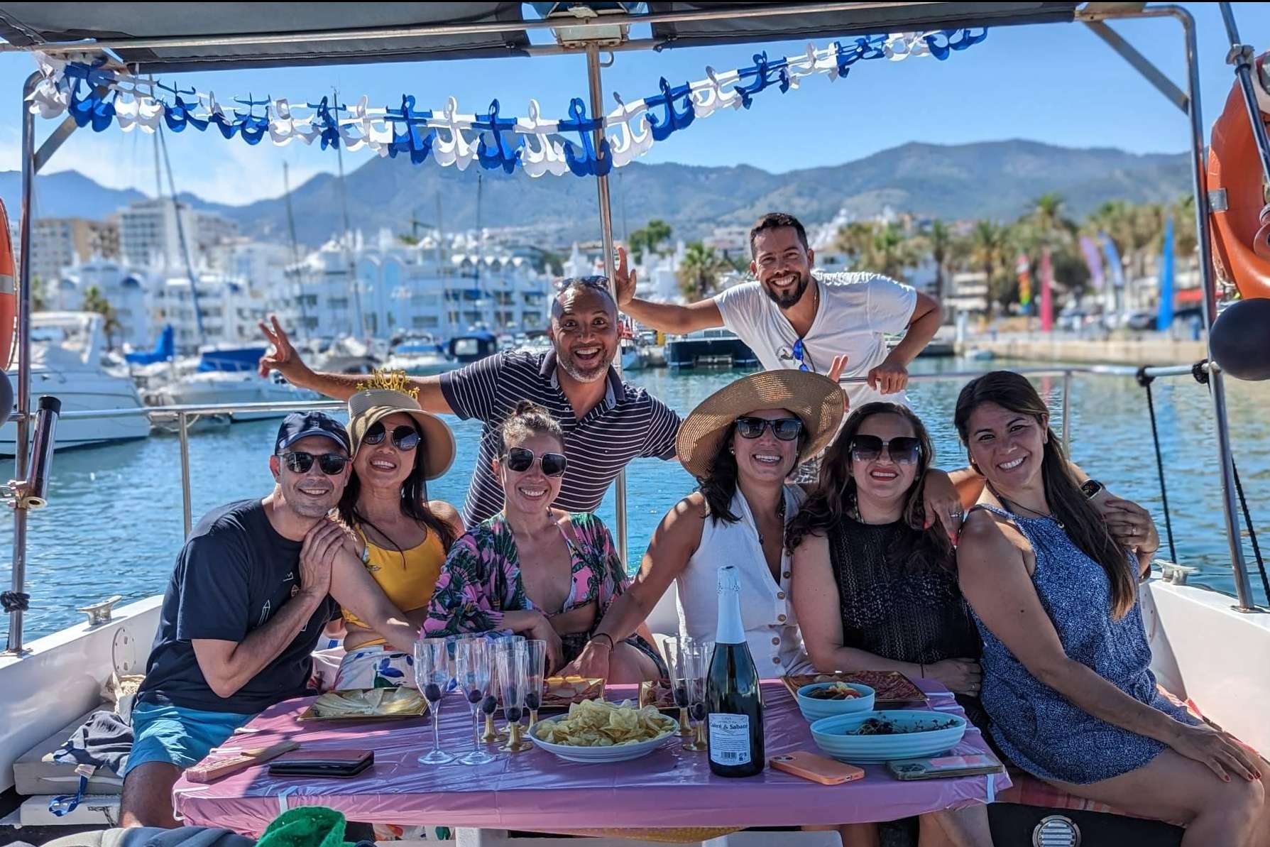 ¿Cómo celebrar una despedida de soltero y eventos privados? Helena Nautic