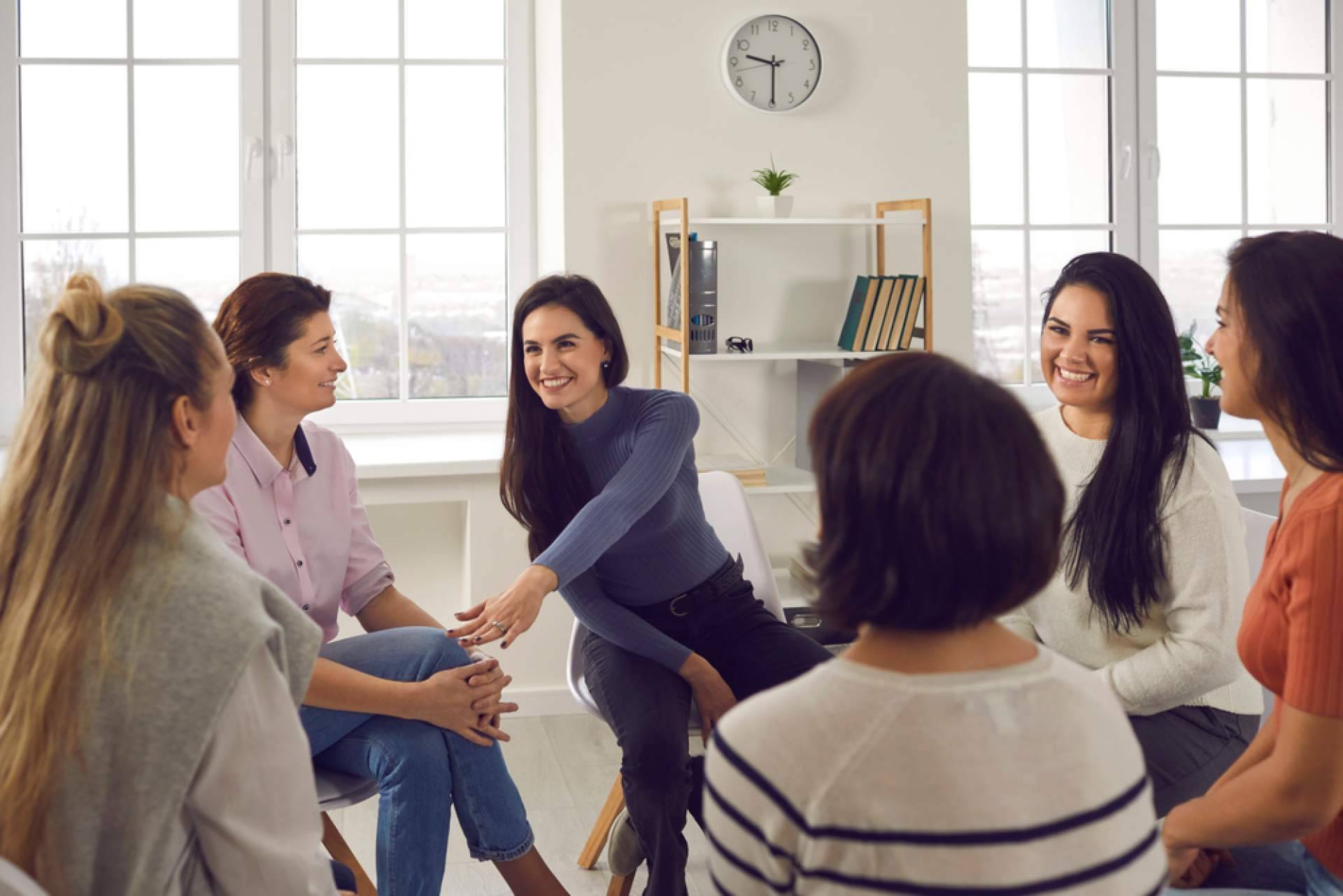 'Entre Mujeres; Pensamiento positivo en Acción', talleres para enfrentar la vida con una mentalidad positiva