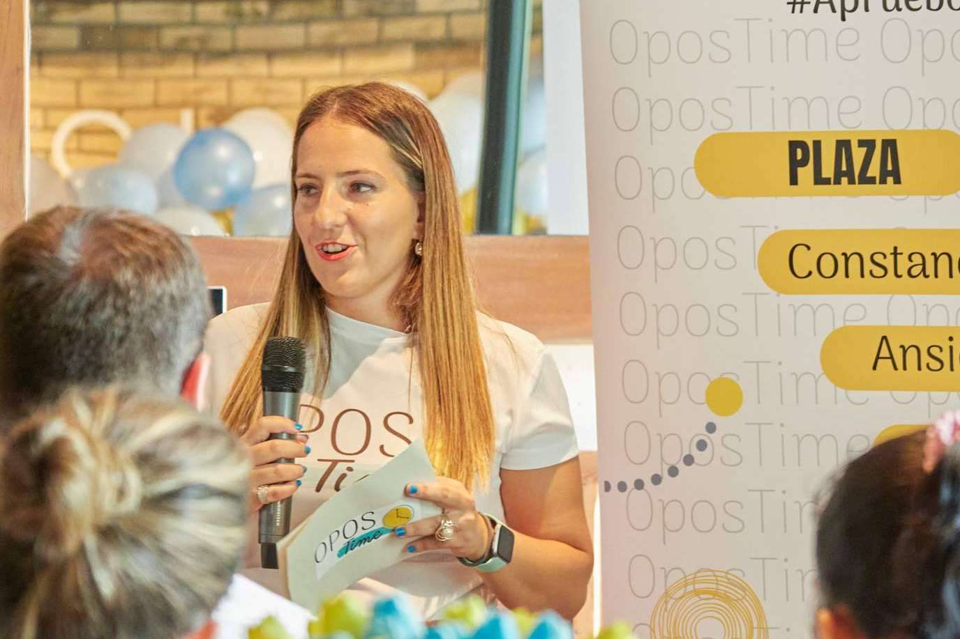Preparación de oposiciones de Administración General y aprobar en el menor tiempo posible con Mel Escribano de OposTime