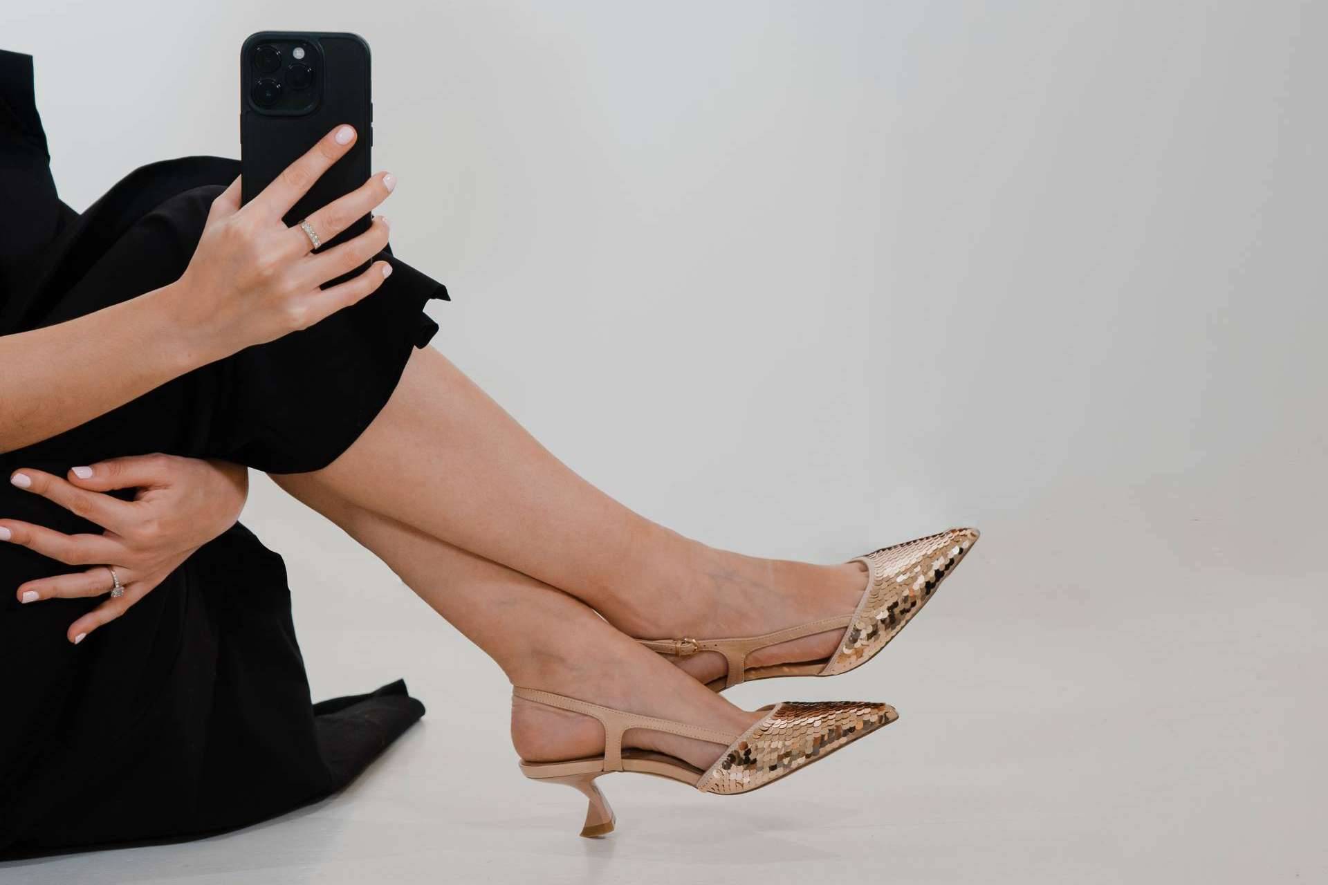 ¿Dónde encontrar zapatos confeccionados con los mejores tejidos y cueros italianos? Tretze Shoes y su amplio catálogo