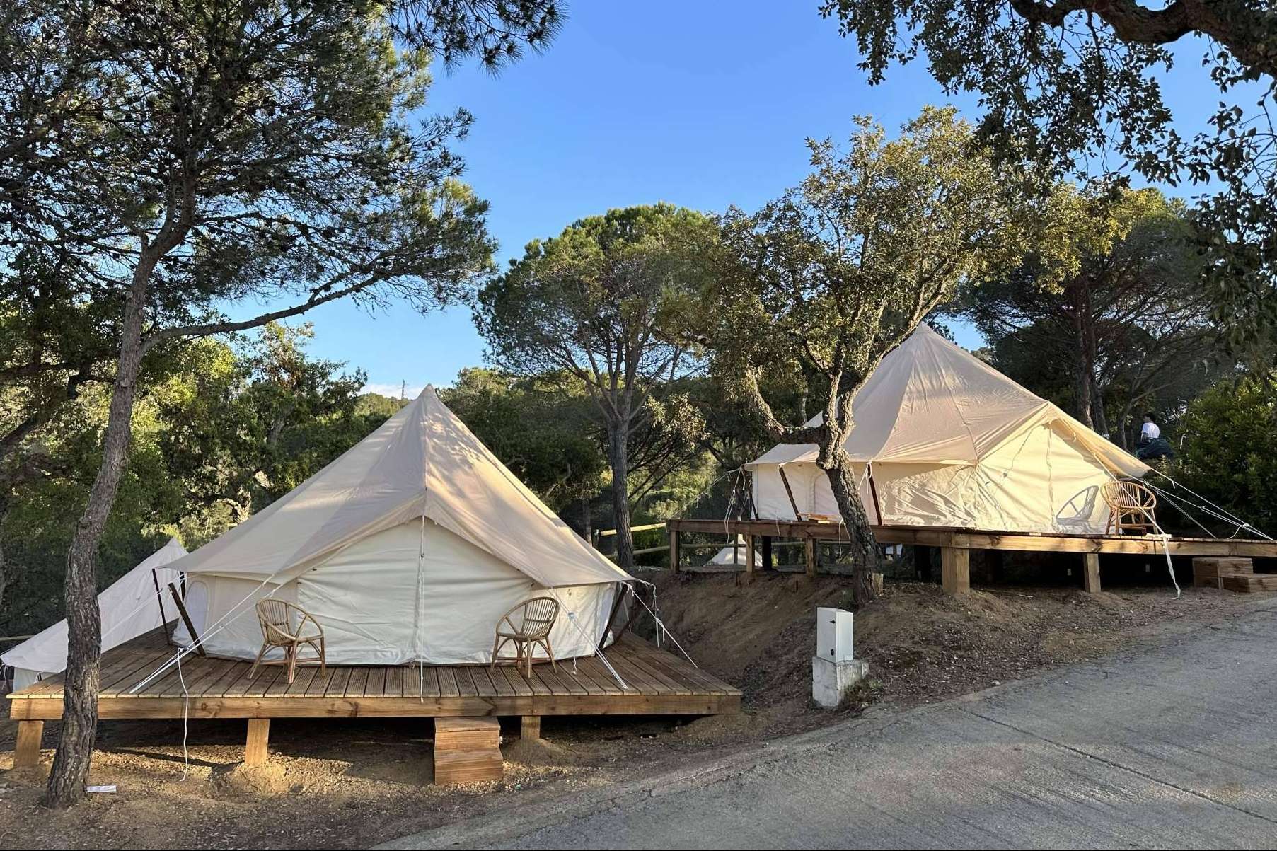 Apertura de Nueva Zona de Glamping en Tossa de Mar; Un Proyecto de Daniel Costa Corella