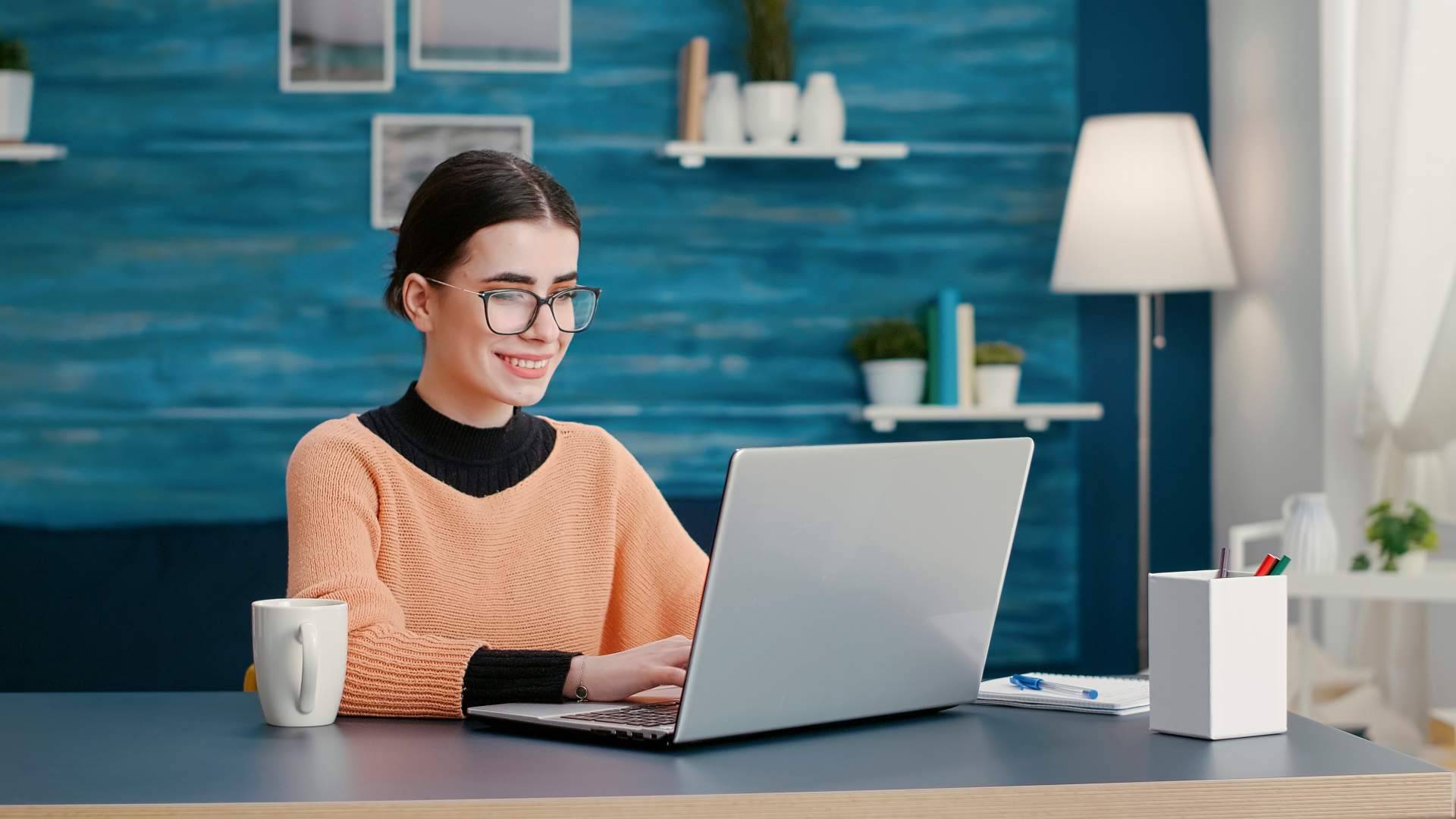 Dos cursos gratuitos para opositores, de la mano de un líder en cursos homologados como Opositer