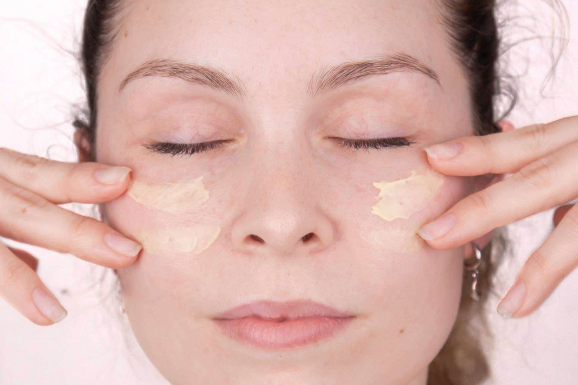 Cosmética consciente; opiniones sobre Naturalicia y su apuesta por la neurocosmética desde Alicante