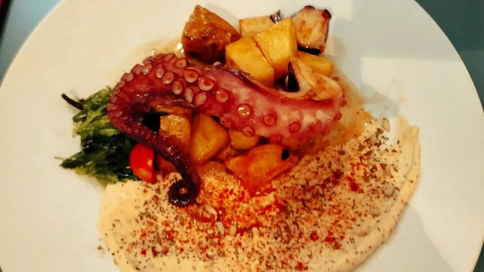 El Gastronauta; diez años cocinando una de las paellas imprescindibles del centro de Málaga